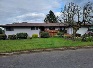 53048 NW 11th St, Scappoose, OR 97056