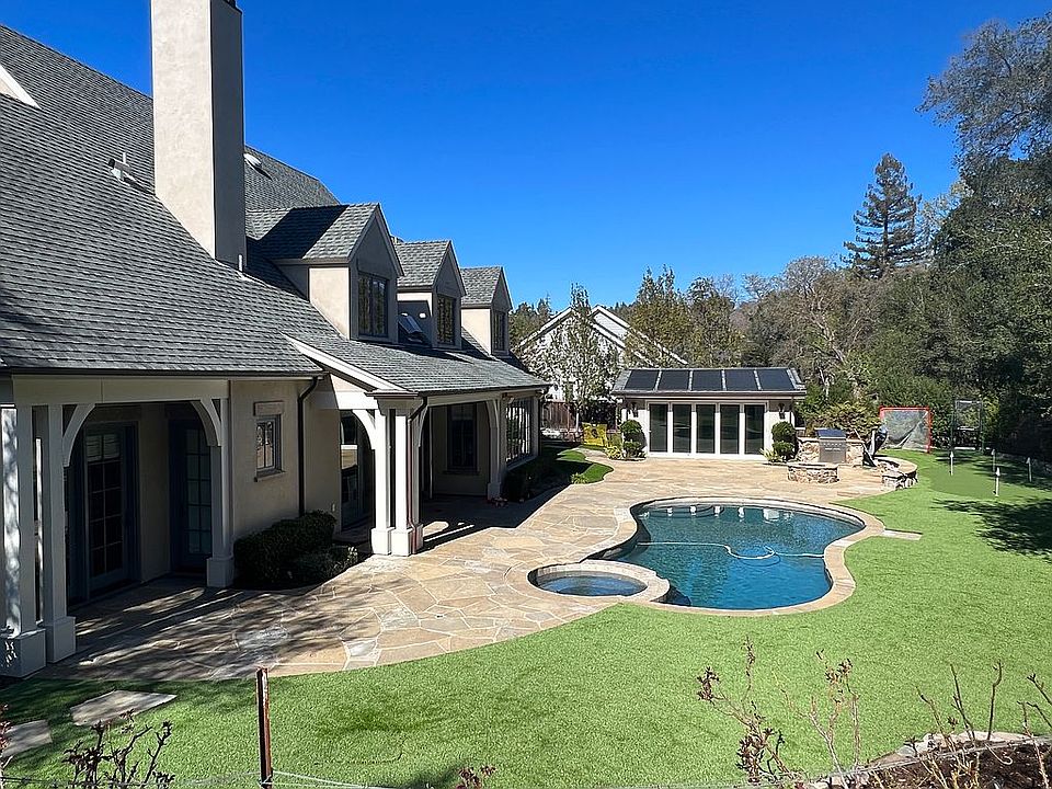 2nd image of 30 Sanford Ln