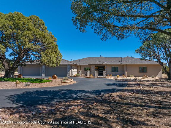 3rd image of 105 Golden Eagle Ct