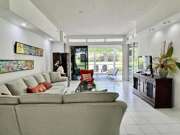 2nd image of 2431 NW 59th St APT 404