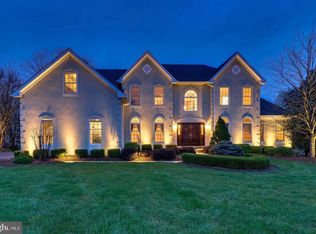 1783 Clovermeadow Dr, Vienna, VA 22182