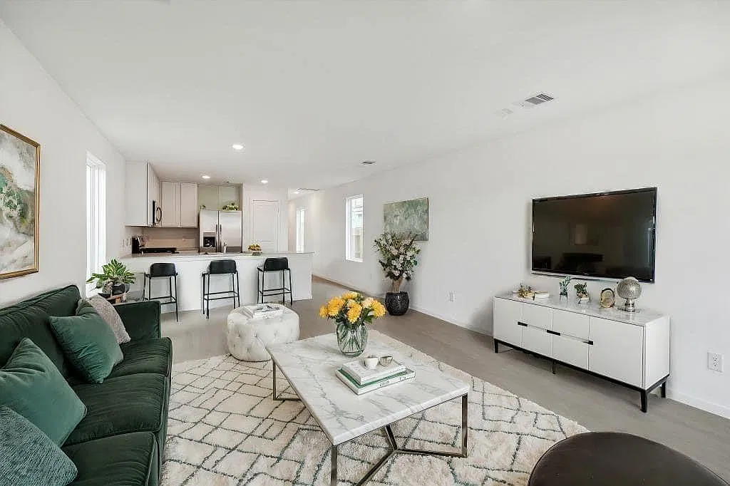 4 bed, 2.5 bath, 1535 sqft, $1,750 — Photo 3
