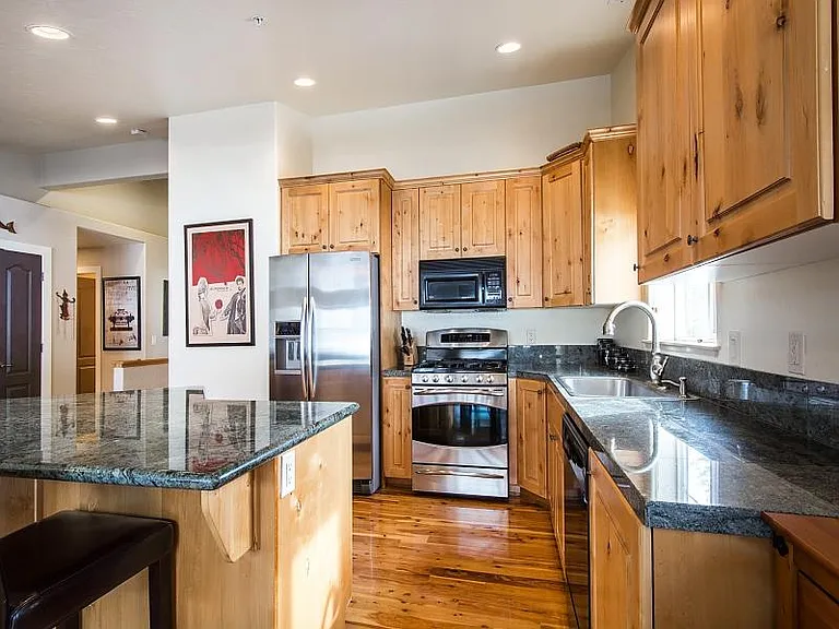 5133 Cove Canyon Dr #300 — Photo 3