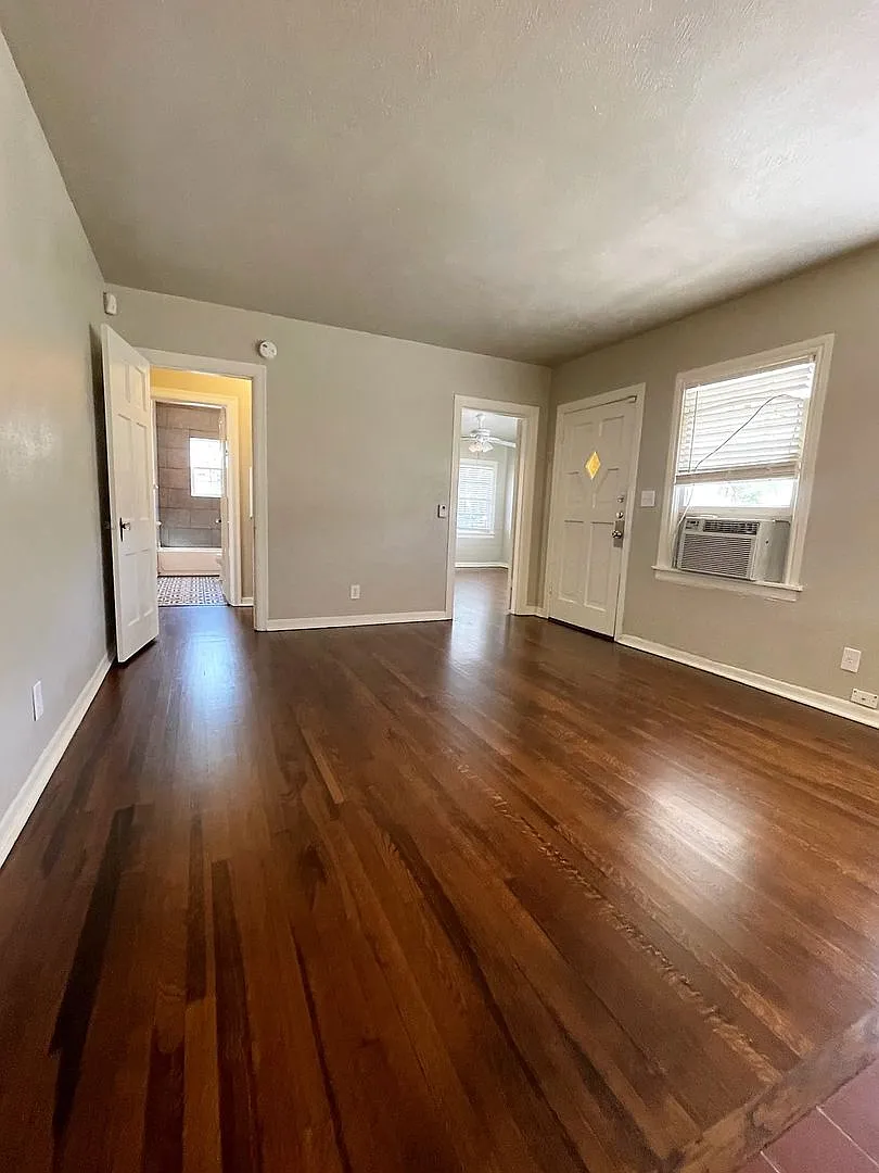 3245 8th Avenue & 1558 W Shaw Dr — Photo 4