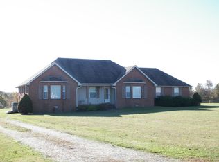 130 Deer Park Ln, Lafayette, TN 37083