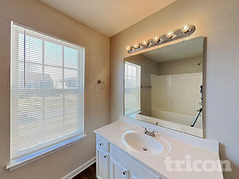 4436 Christenbury Hills Ln — Photo 15