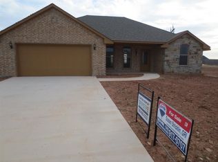 123 SE Katie Ln, Lawton, OK 73501