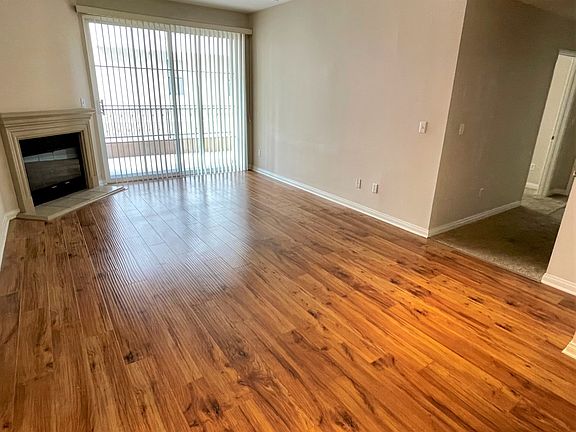 3rd image of 1317 S Westgate Ave APT 106