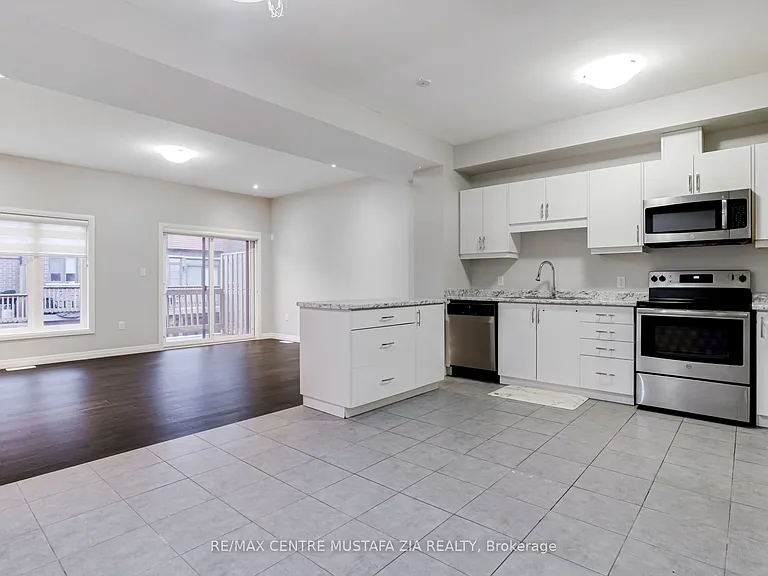 74 Soho St — Photo 9