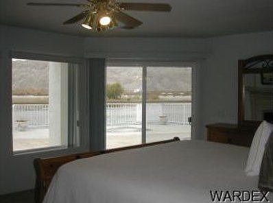 4th image of 229 Riverfront Dr