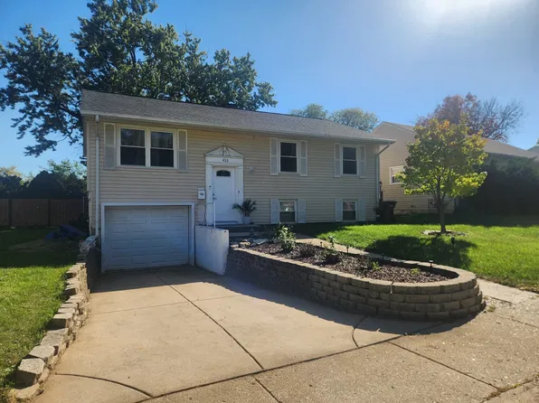 413 E Fullerton Ave, Glendale Hts, IL 60139