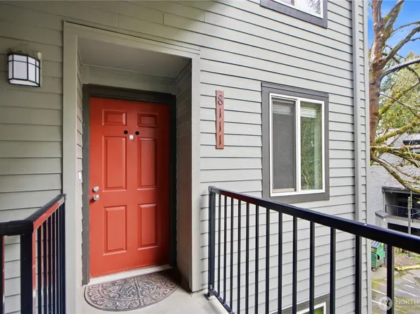 8111 146th Court NE #D, Redmond, WA 98052