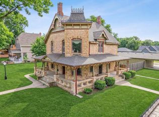 237 W 3rd St, Junction City, KS 66441