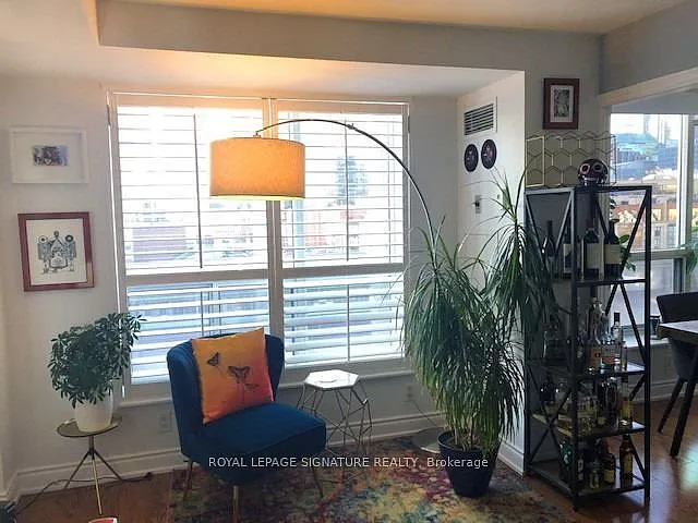 109 Front St E #1039 — Photo 17