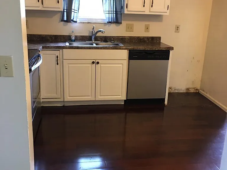 1239 Bradshire Dr — Photo 6