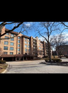 3860 Mission Hills Rd APT 417, Northbrook, IL, 60062