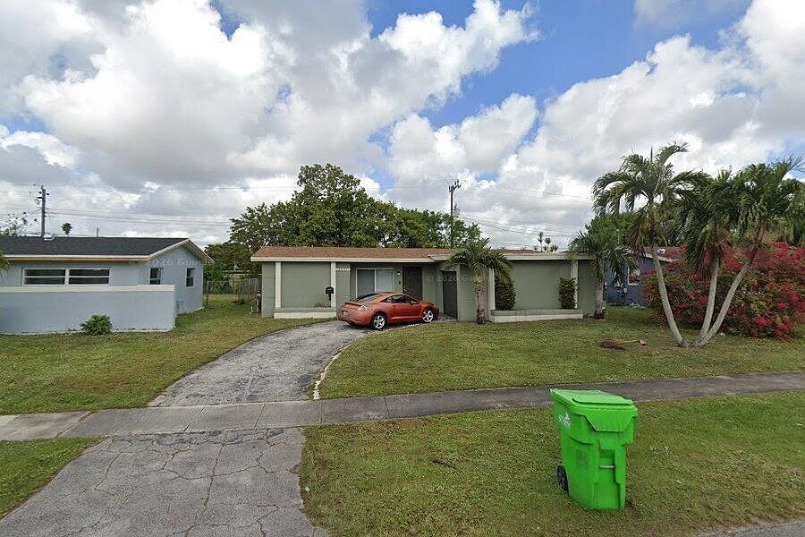 1st image of 6691 NW 30th Street