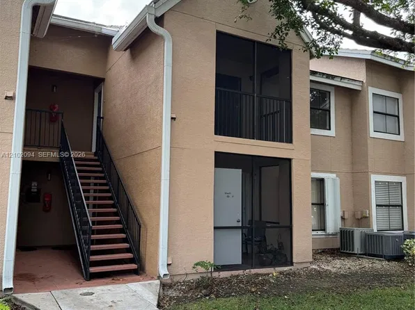 15600 SW 106th Ln APT 1006, Miami, FL 33196