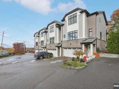 555 Edgewater Ave Unit 103, Ridgefield, NJ, 07657