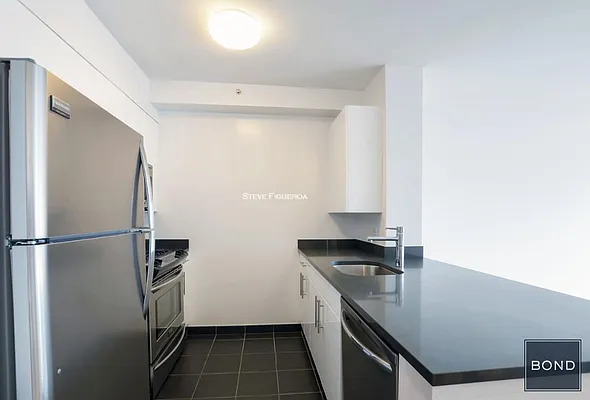 Rented by Bond New York | media 2