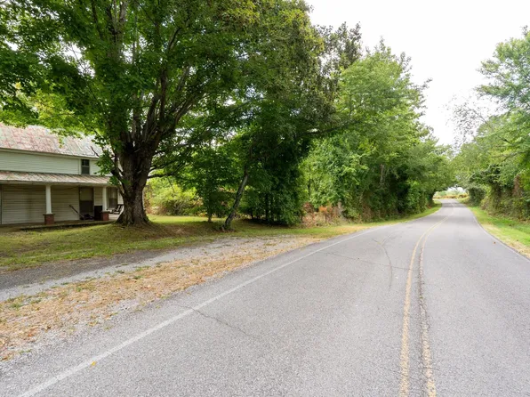 2882 Mobley Ridge Rd, Duck River, TN 38454