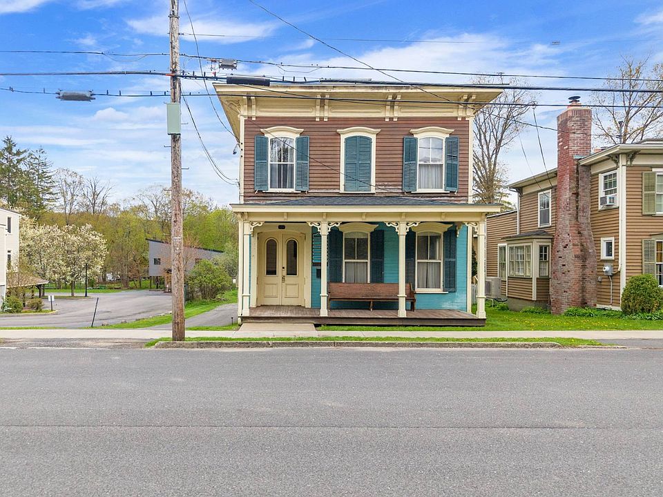1st image of 25 Railroad Ave