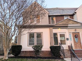 907 W 25th St, Wilmington, DE 19802