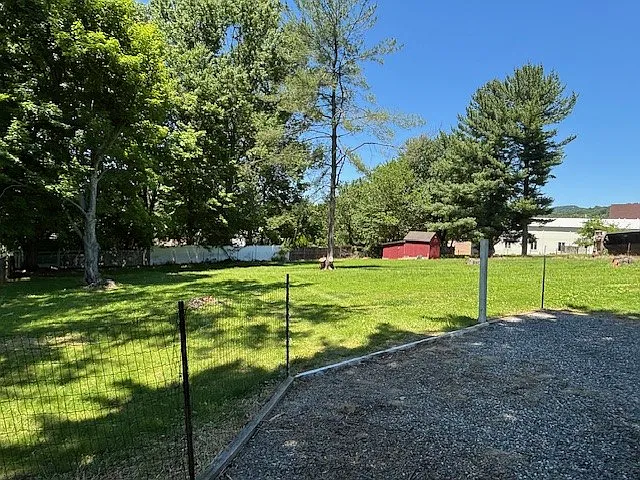 7102 Crystal Ct — Photo 17