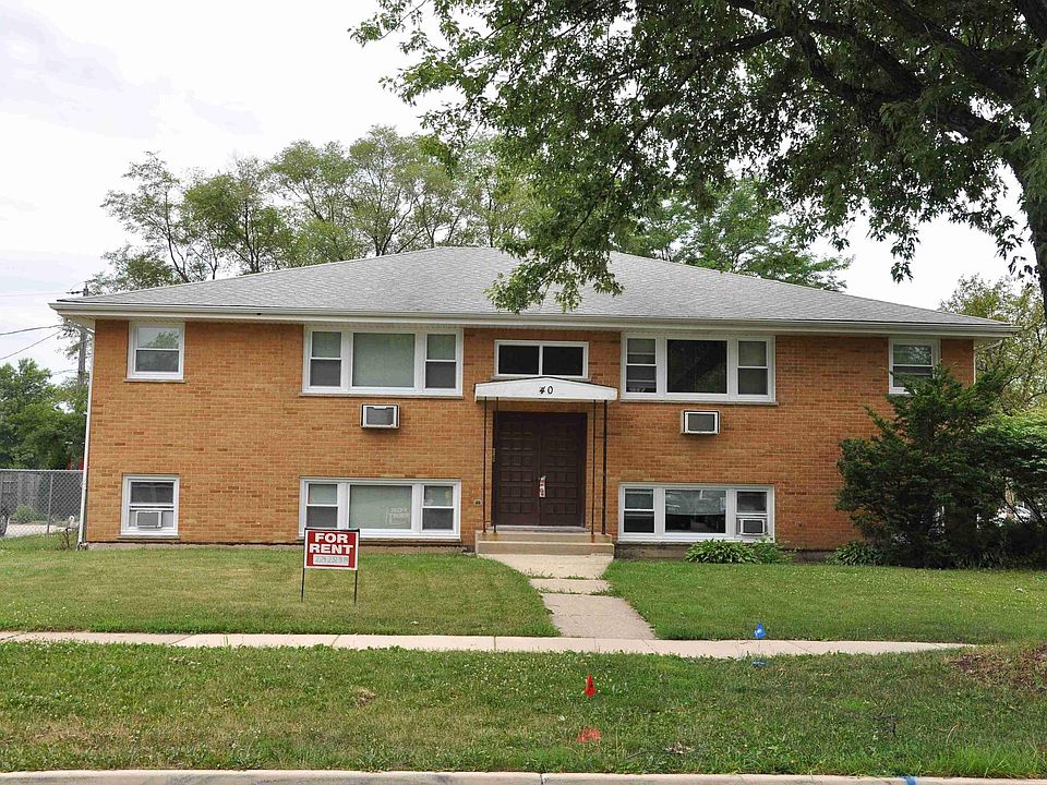 1st image of 40 Surrey Dr