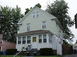 97 Bidwell Ter, Rochester, NY 14613