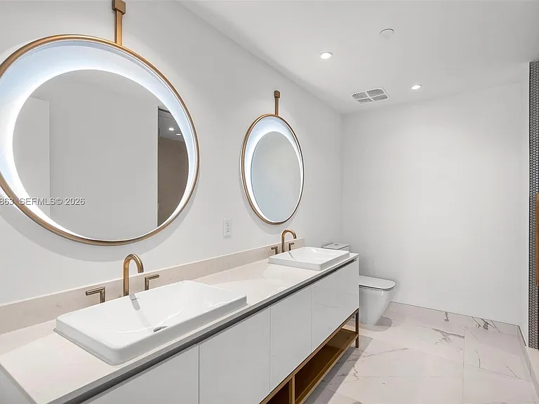 2678 Tigertail Ave #1005 — Photo 9