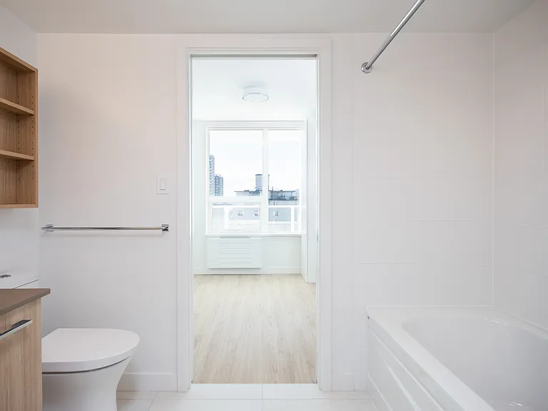 1108 Pendrell St — Photo 34