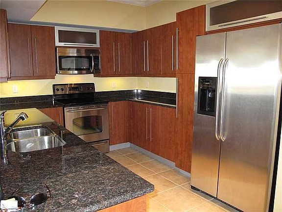 3rd image of 7350 SW 89th St APT 815S