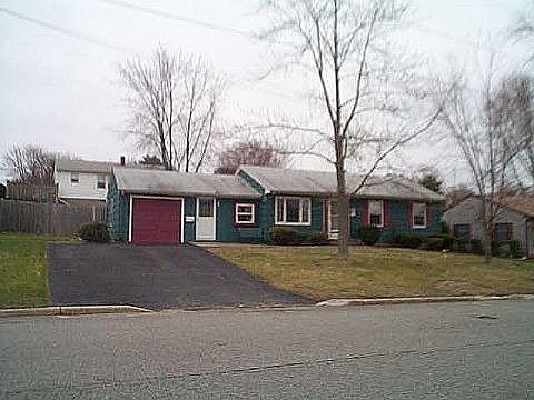1st image of 278 Brown St