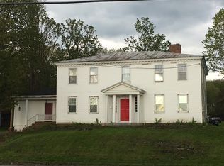 255 N Main St APT 3, Saint Albans, VT 05478