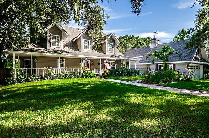 1st image of 3467 Lake Dr