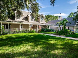 3467 Lake Dr, Dunedin, FL 34698