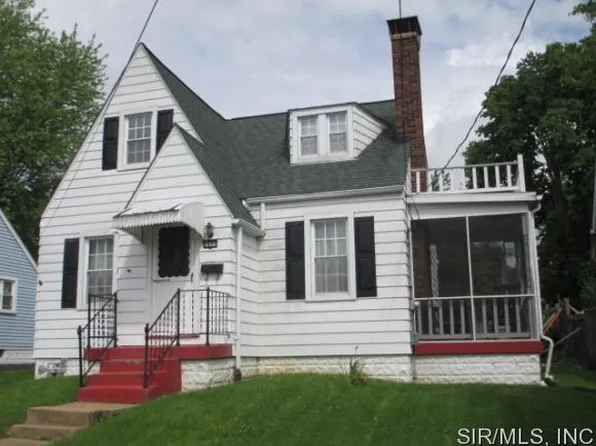 1537 N Church St, Belleville, IL 62221