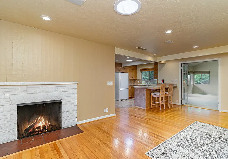 8612 21st Ave NW — Photo 5