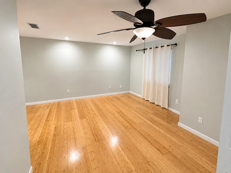 534 Sevilla Dr — Photo 15