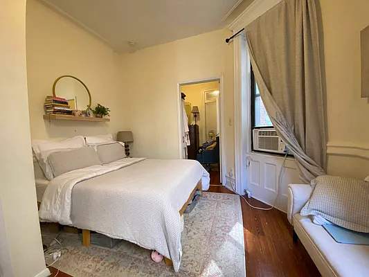 Rented by Oxford Property Group | media 8