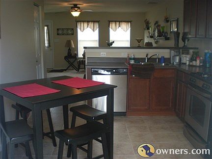 2nd image of 10423 Paramount Way