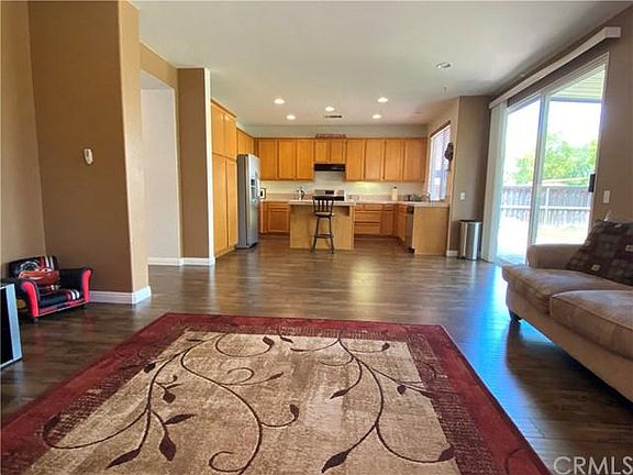 3rd image of 32072 Orange Blossom Dr