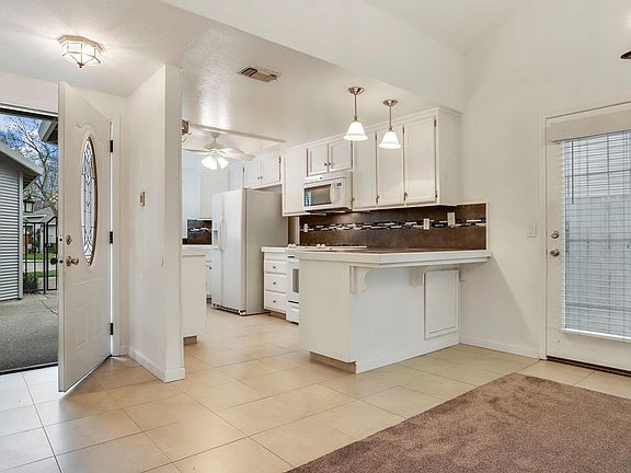 5th image of 5833 Morgan Pl Unit 73