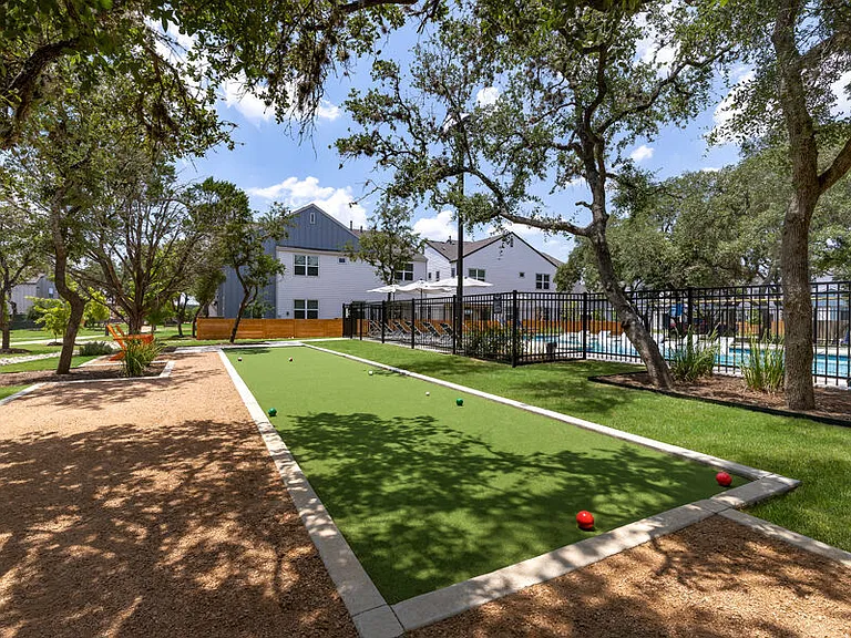 Farm Haus Luxury Rental Homes — Photo 23
