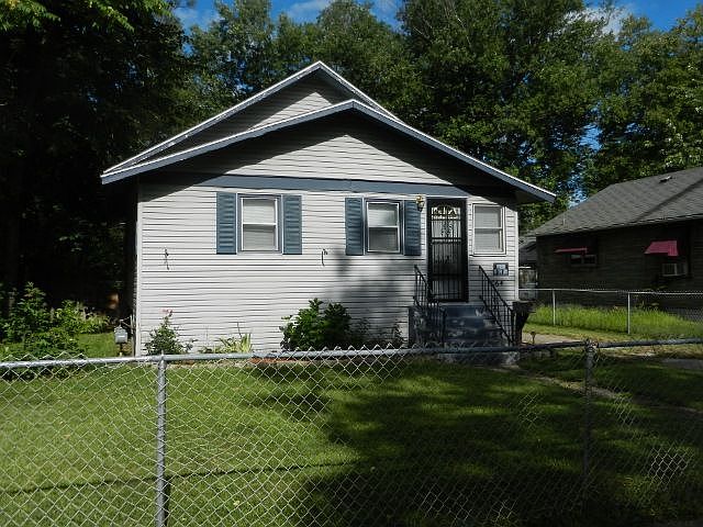 1st image of 1064 Bishop Ave