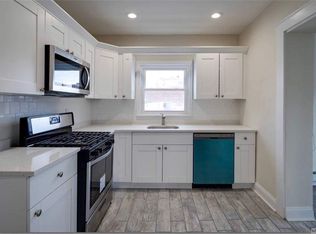 1049 Broadway FLOOR 2, Woodmere, NY 11598