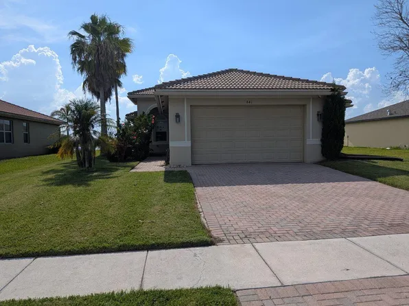 841 Bent Creek Drive, Fort Pierce, FL 34947
