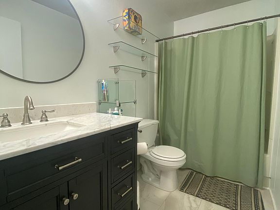 3rd image of 300 Lozes Ave #1214