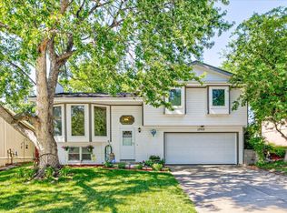 13918 Greenfield Rd, Omaha, NE 68138